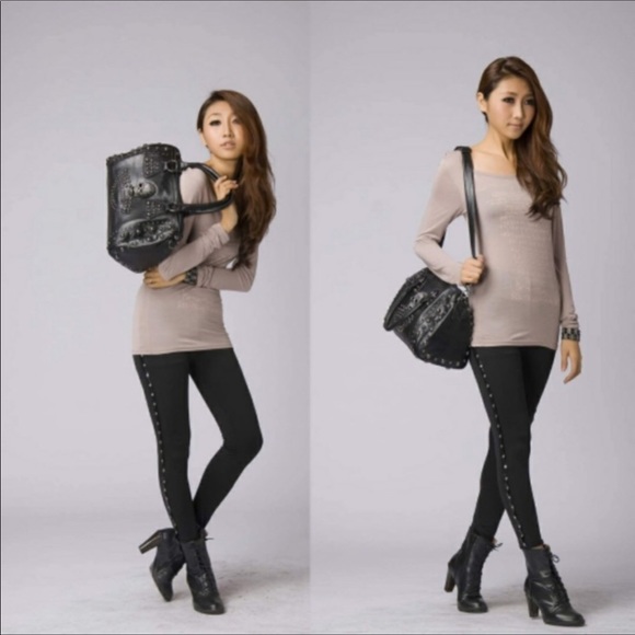 🆕️ Skull Handbag Large Capacity Gothic Style - Picture 3 of 8